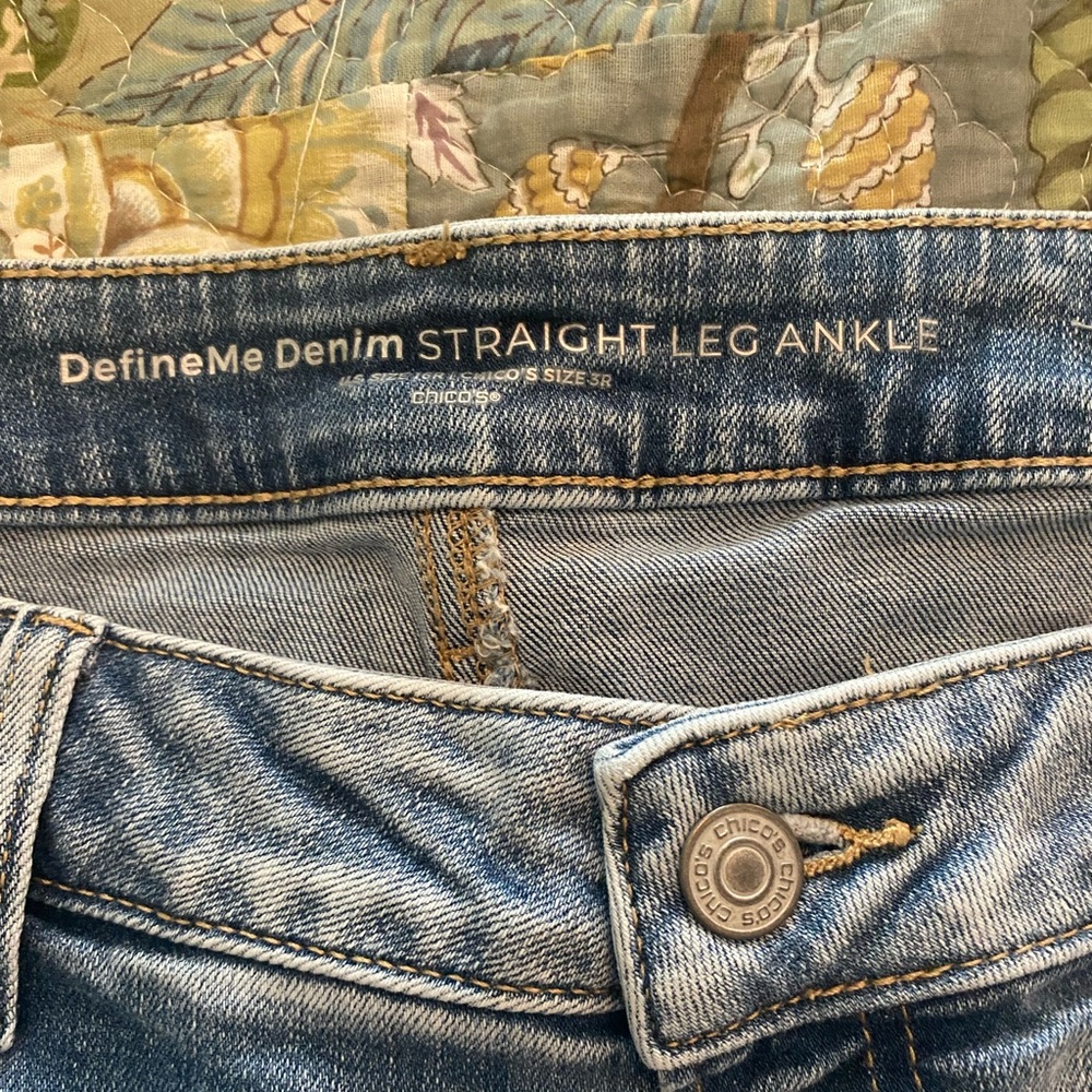 Chicos Define Me denim Jeans size 3R- 16